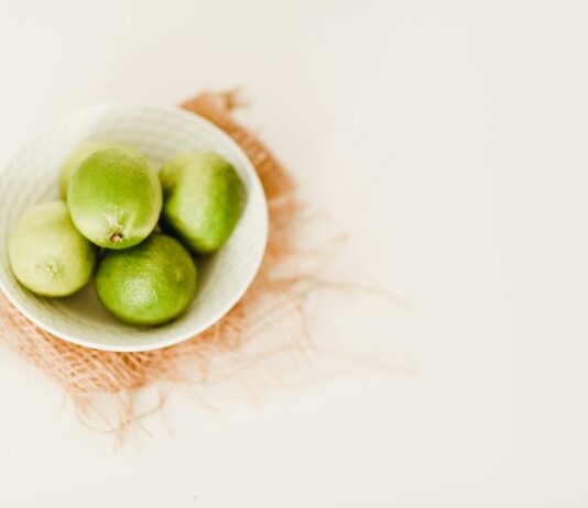 면역력 강화, 식습관이 중요하다 pile of lemon in bowl